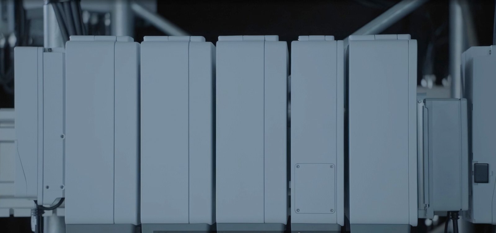 Telstra is taking speed thank you to Ericsson's New 5G Triple-Band FDD Monovu FDD