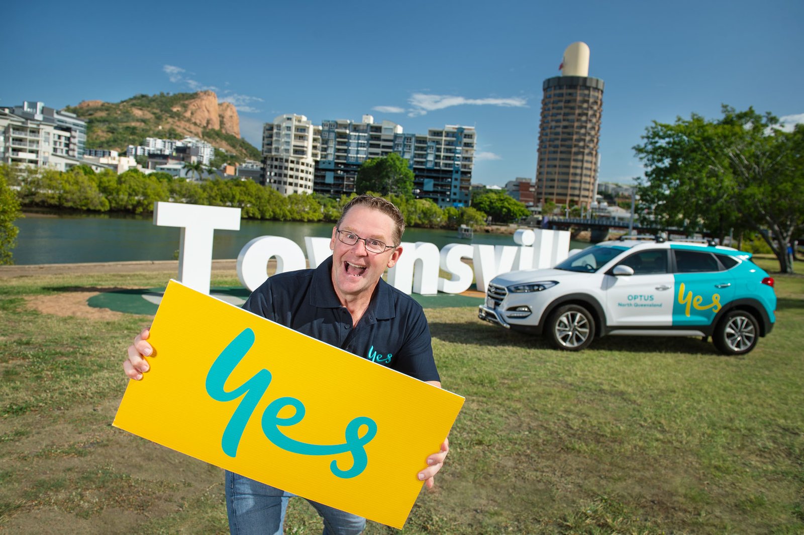 Optus on the refund? Adds 238,000 customers in the last 12 months