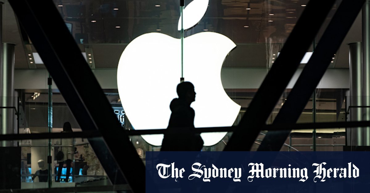 Apple eyes major to Siri