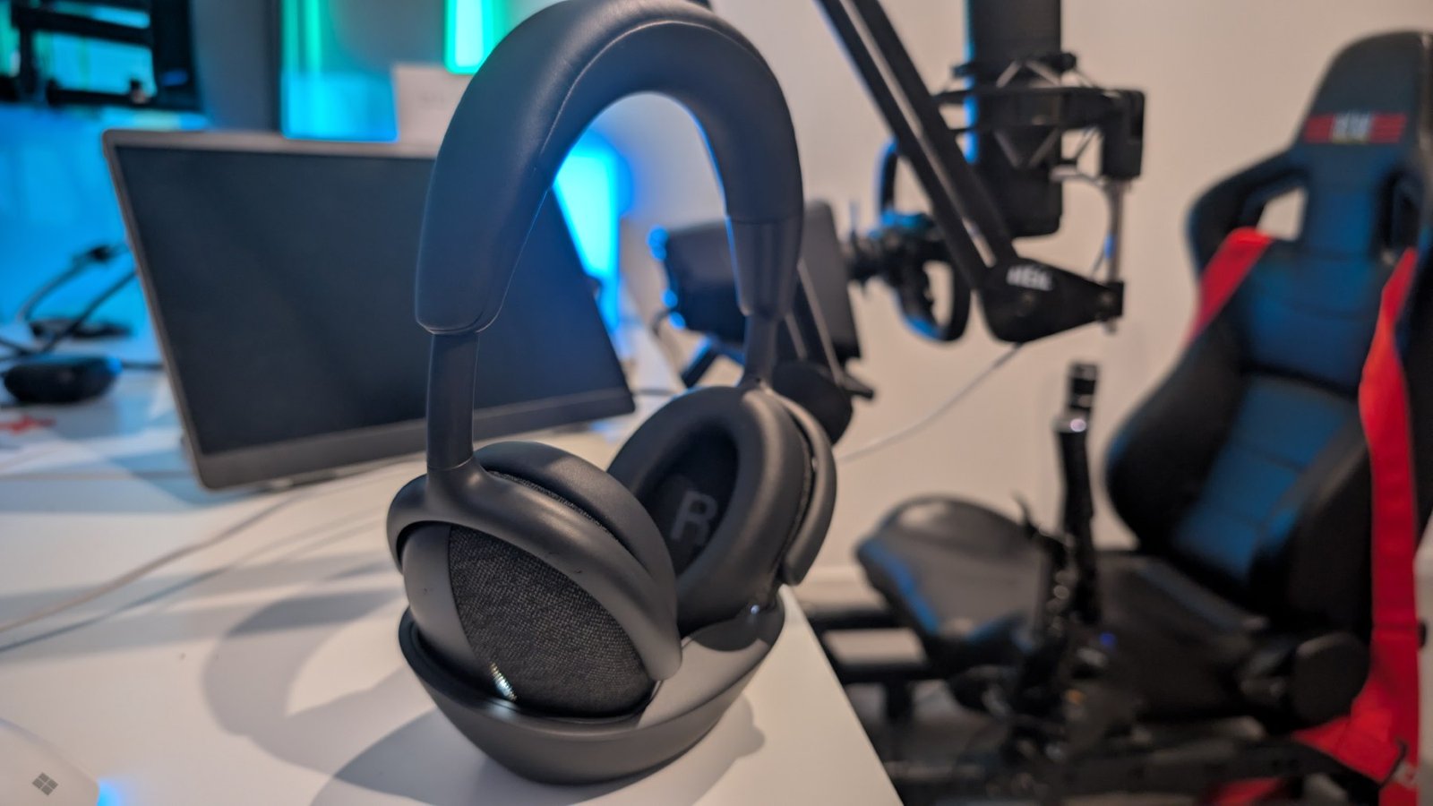Review: Dell Premier Wireless Anyssx Sl7024 is a choice packaged for hybrid professional