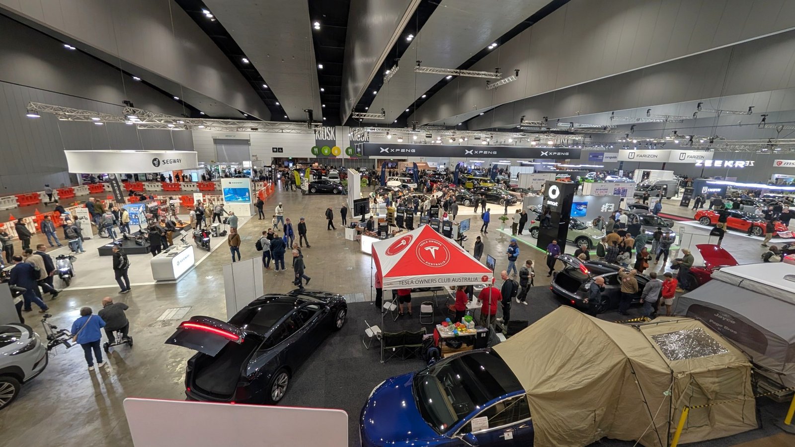 Melbourne International Ev show is now! Look at this 17min Showflor Tour