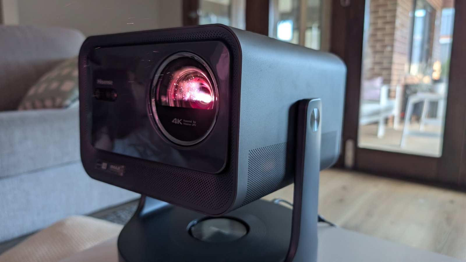 Review: To Touch C2 Ultra 4k Laser is a portable cinema using Ai to automatically adjust