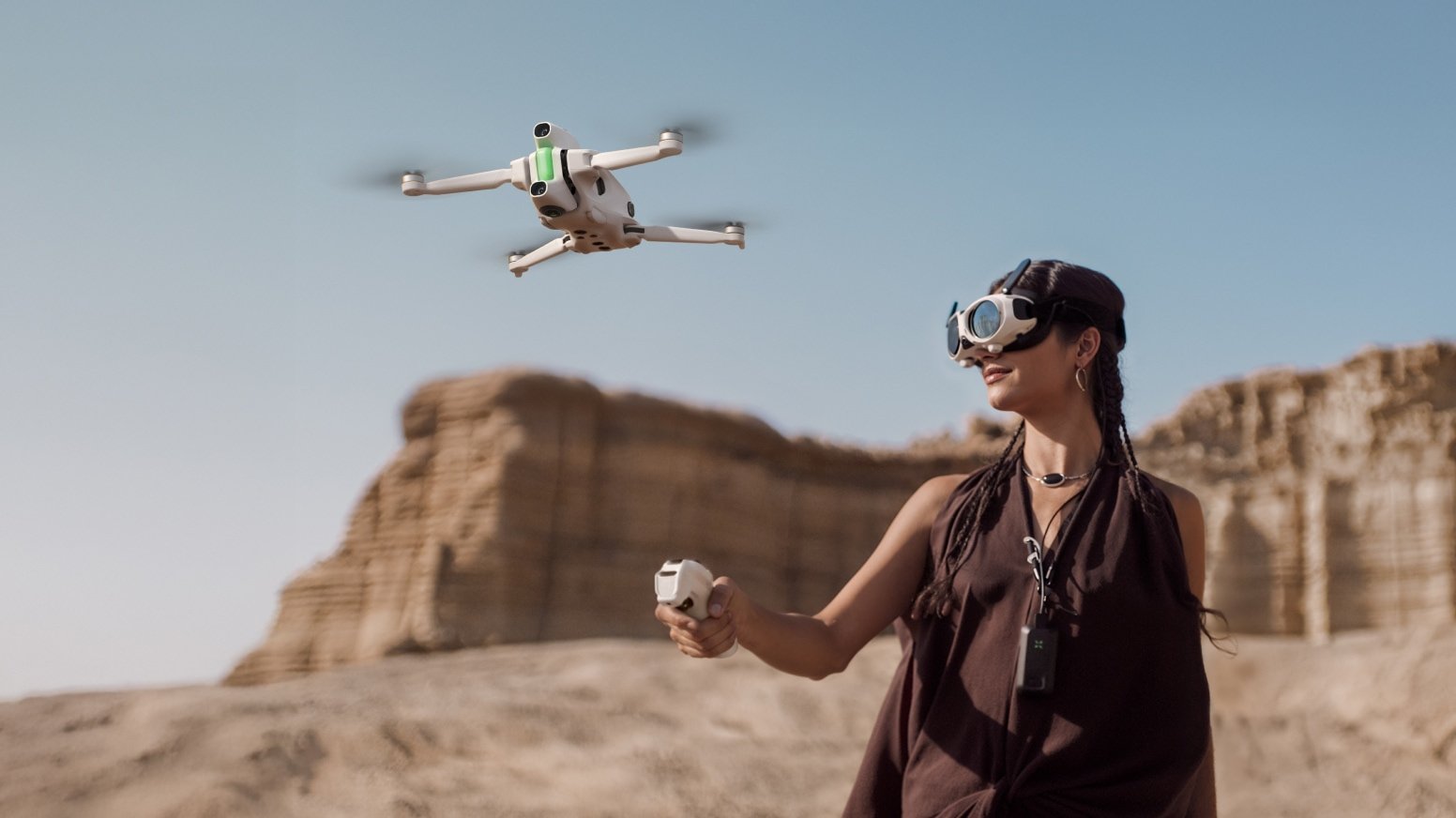 The new antigravity drone of instead360 puts a 8k 360 chamber in the sky, the juvenile
